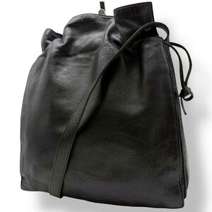 Auth Loewe Flamenco Black leather Bag with Logo embroidery